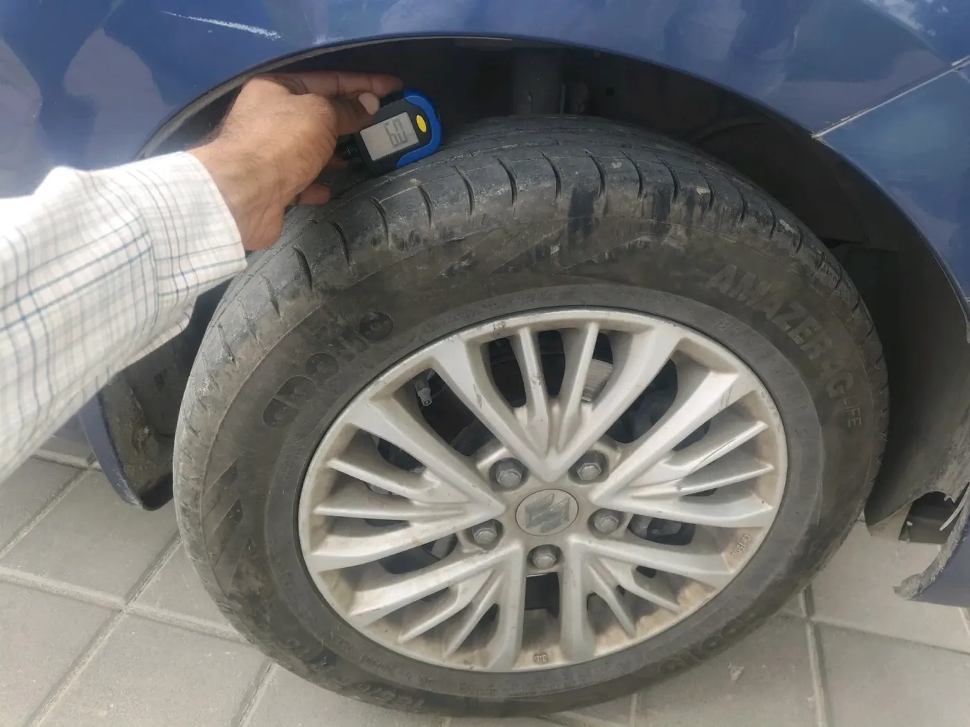 2018 Maruti Ertiga ZXI+ SHVS, Petrol, Manual, 1,19,833 km, tyre