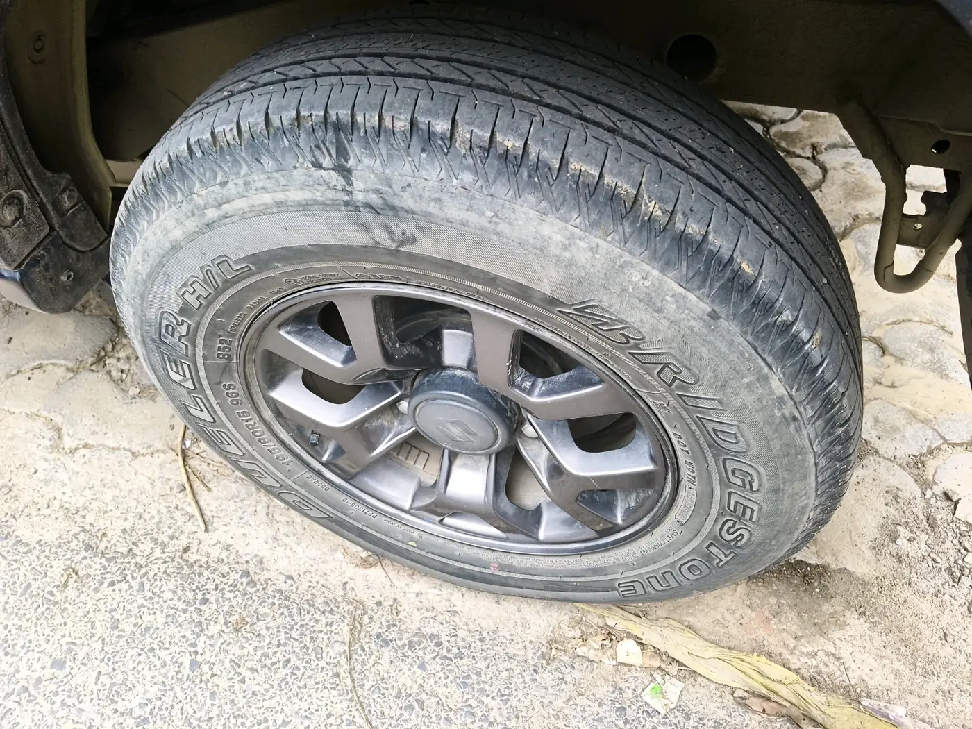 2023 Maruti JIMNY ALPHA ALL GRIP PRO AT, Petrol, Automatic, 37,614 km, tyre