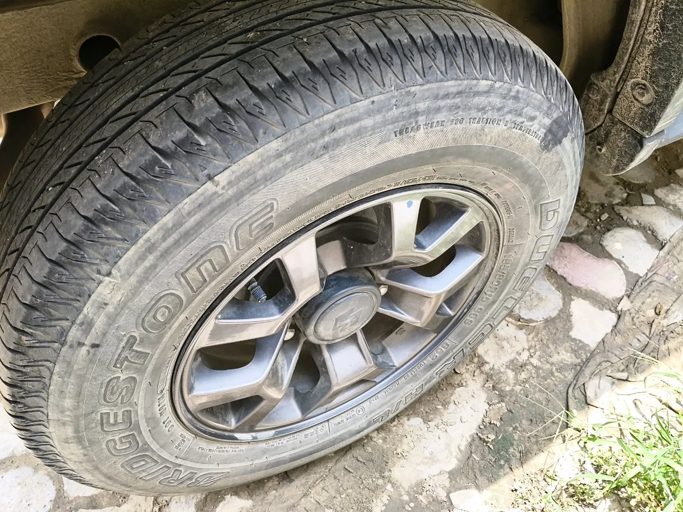2023 Maruti JIMNY ALPHA ALL GRIP PRO AT, Petrol, Automatic, 37,614 km, tyre