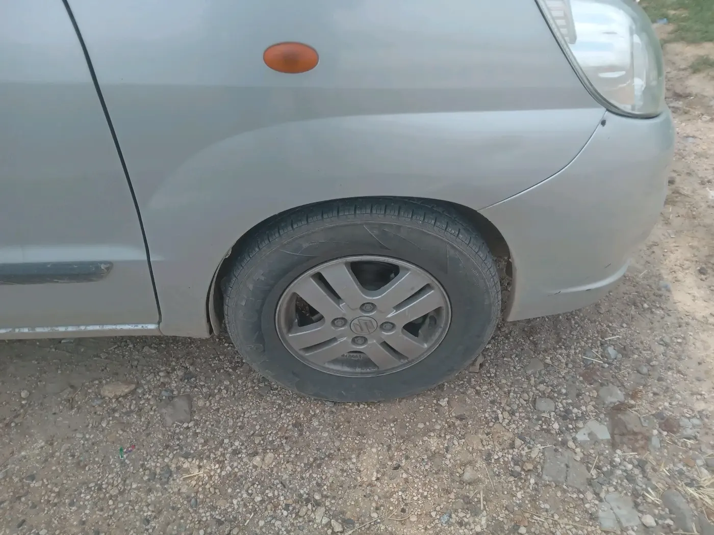 2011 Maruti Zen Estilo VXI, CNG, Manual, 83,046 km, tyre