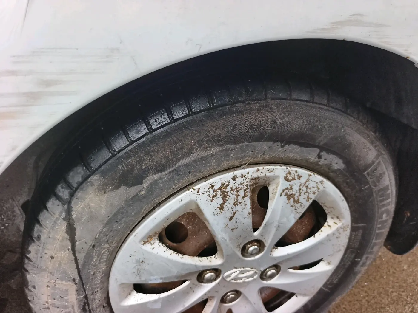 2011 Hyundai i10 MAGNA 1.2, CNG, Manual, 98,229 km, tyre