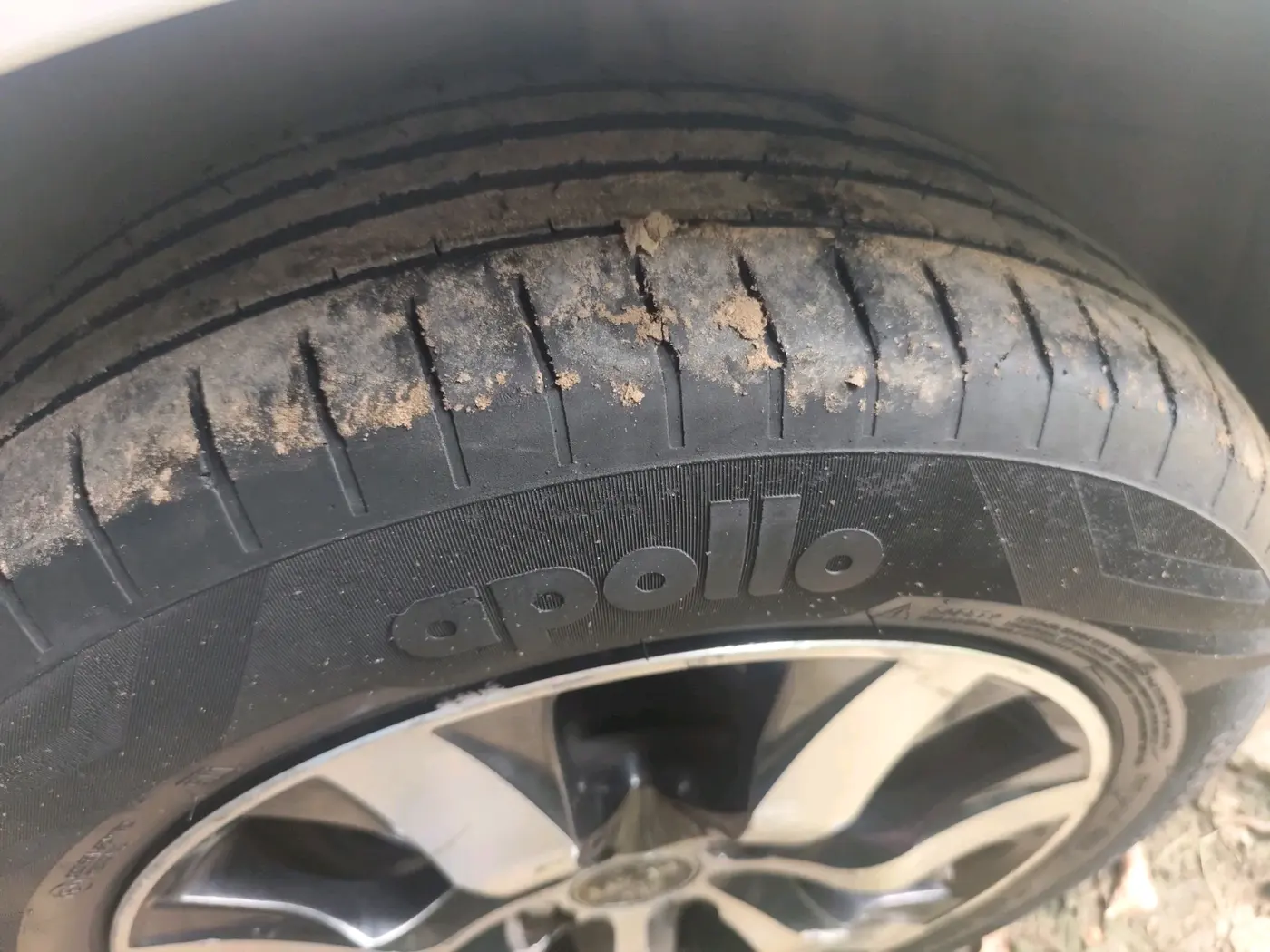 2014 Maruti Ritz VXI, Petrol, Manual, 2,04,518 km, tyre