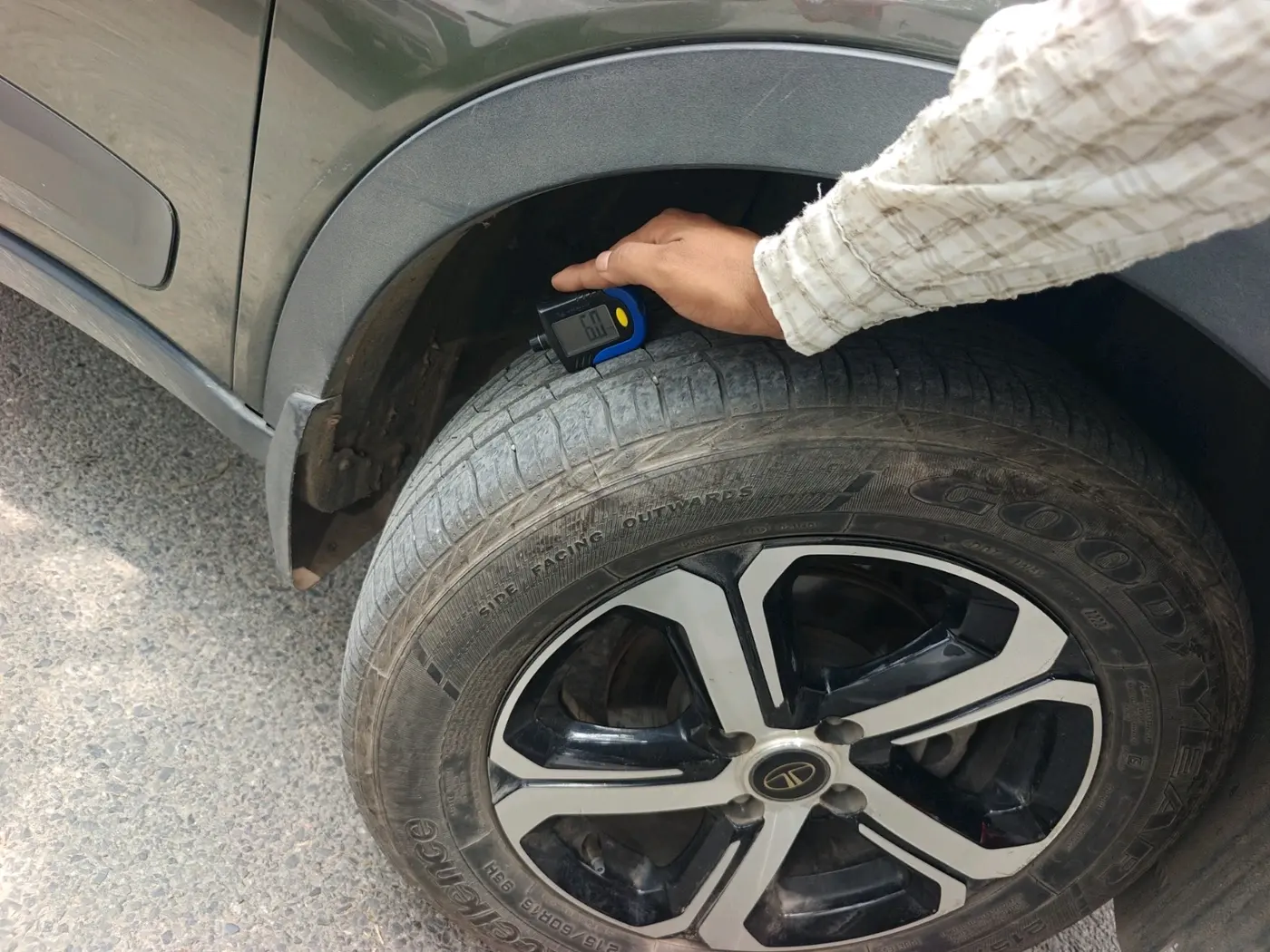 2022 Tata NEXON XZA PLUS (O) PETROL, Petrol, Automatic, 38,846 km, tyre
