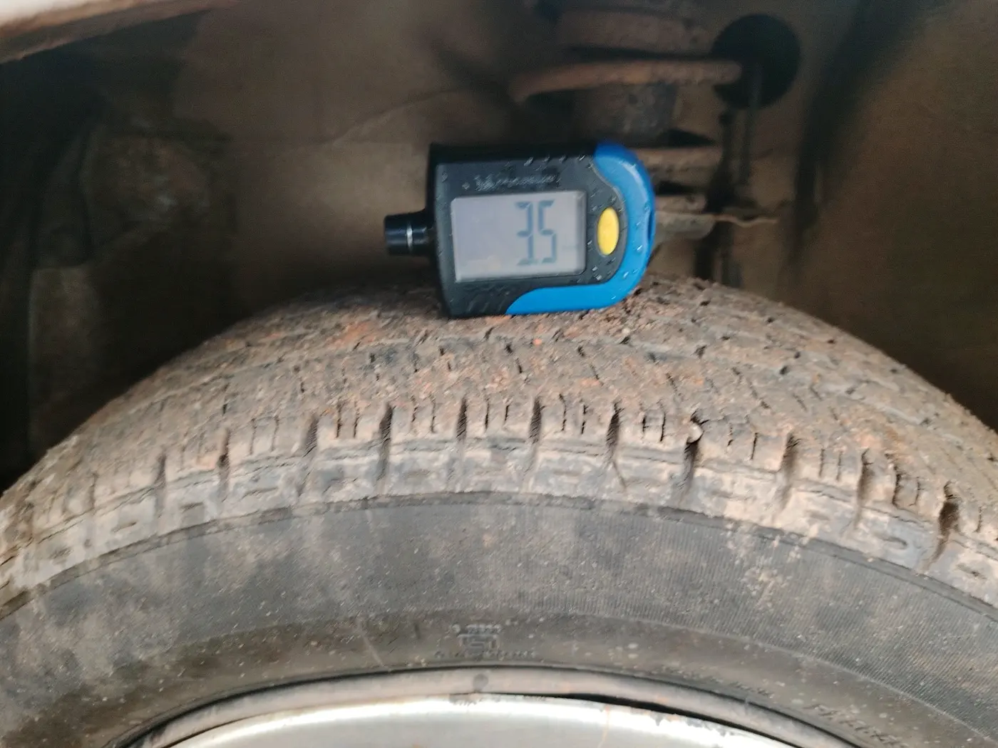2016 Maruti Alto K10 VXI, Petrol, Manual, 55,055 km, tyre