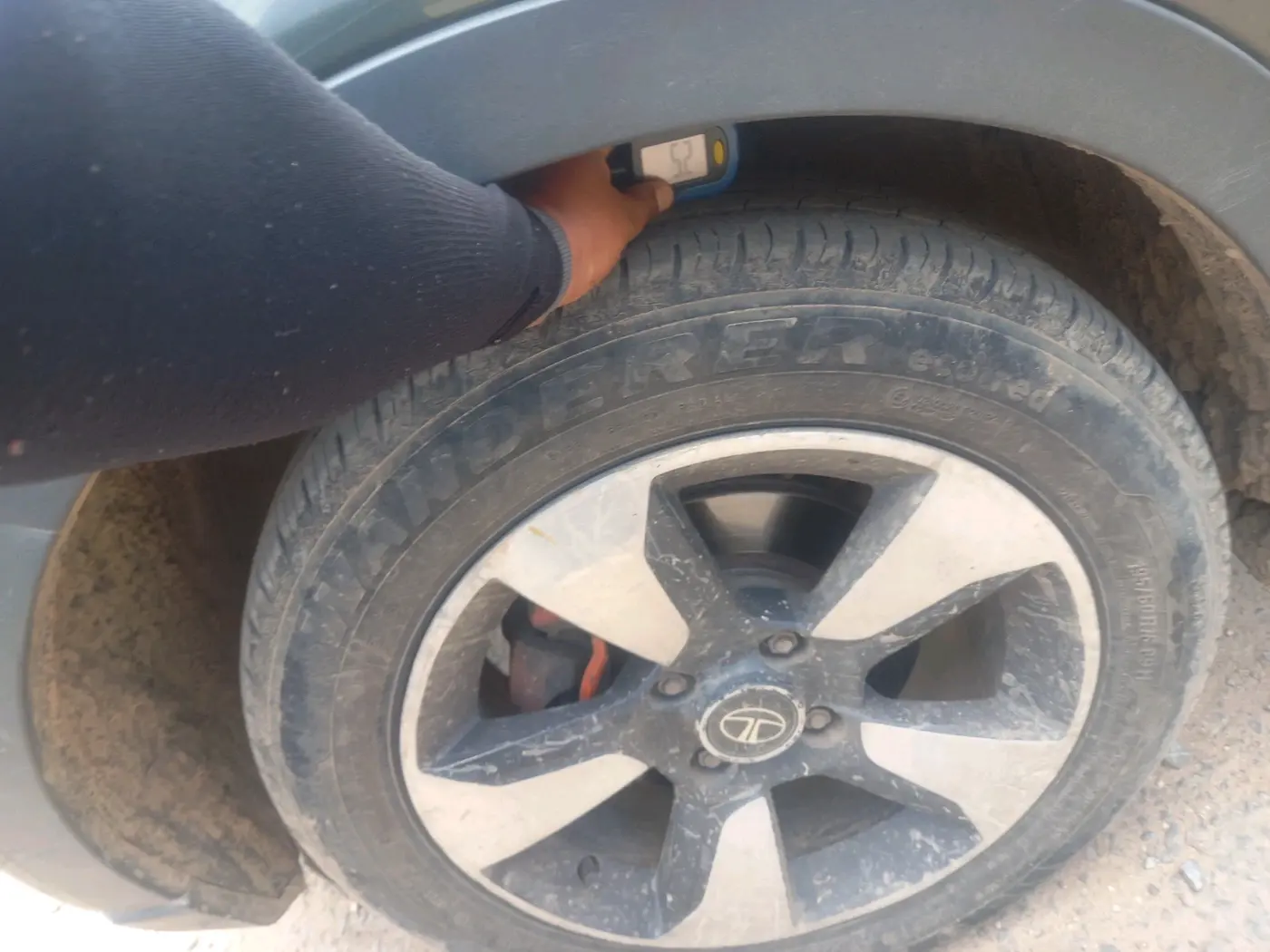 2022 Tata NEXON XM DIESEL, Diesel, Manual, 70,070 km, tyre