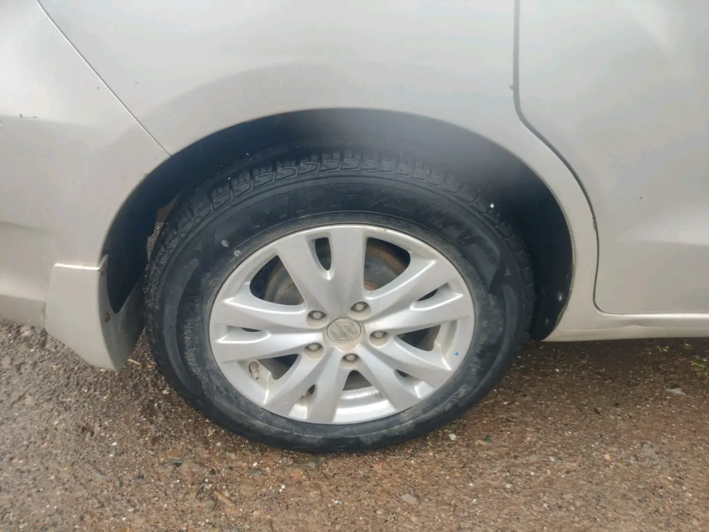 2017 Maruti Ertiga ZDI + SHVS, Diesel, Manual, 77,336 km, tyre