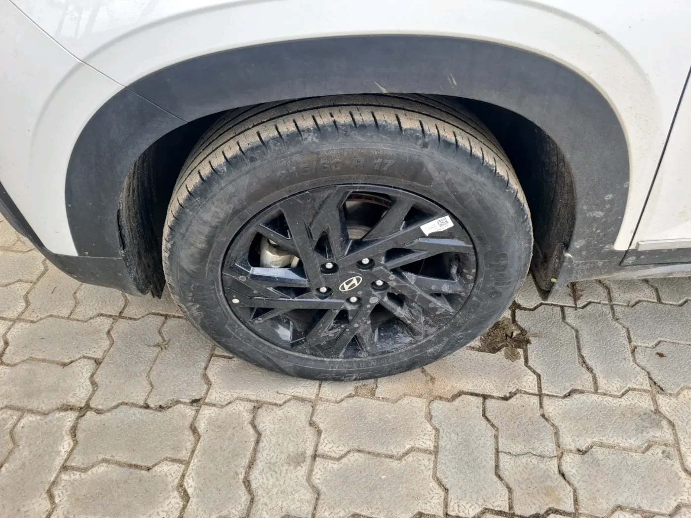 2025 Hyundai Creta S (O) 1.5 PETROL, Petrol, Manual, 12,405 km, tyre