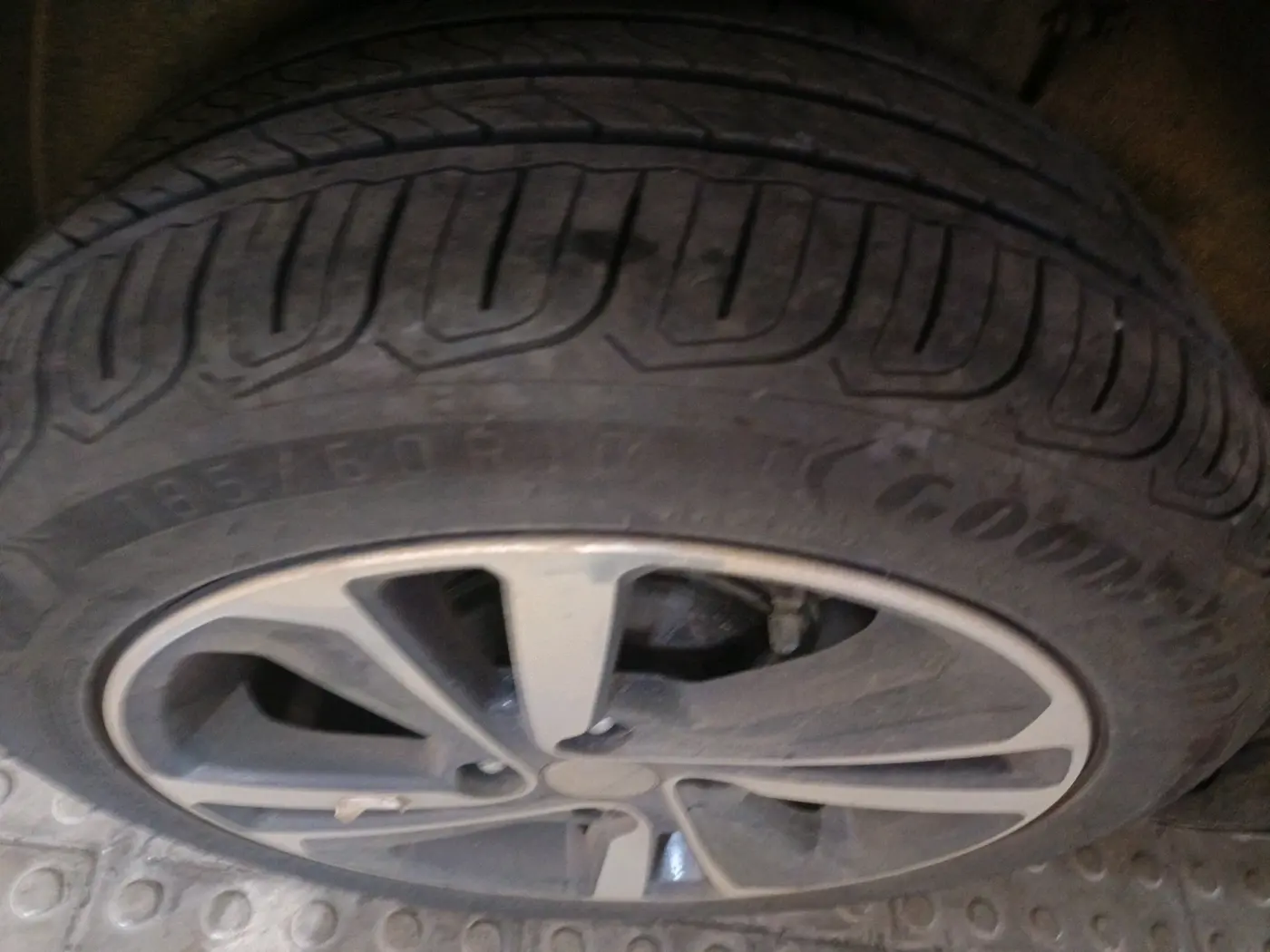 2023 Tata ALTROZ XZ DIESEL, Diesel, Manual, 13,451 km, tyre