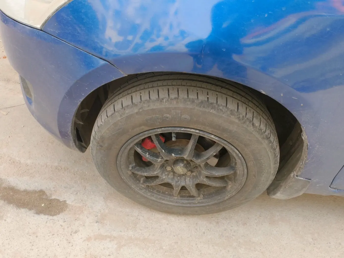 2013 Maruti Swift VDI, Diesel, Manual, 90,157 km, tyre