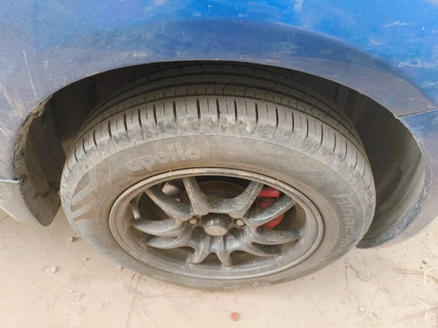 2013 Maruti Swift VDI, Diesel, Manual, 90,157 km, tyre