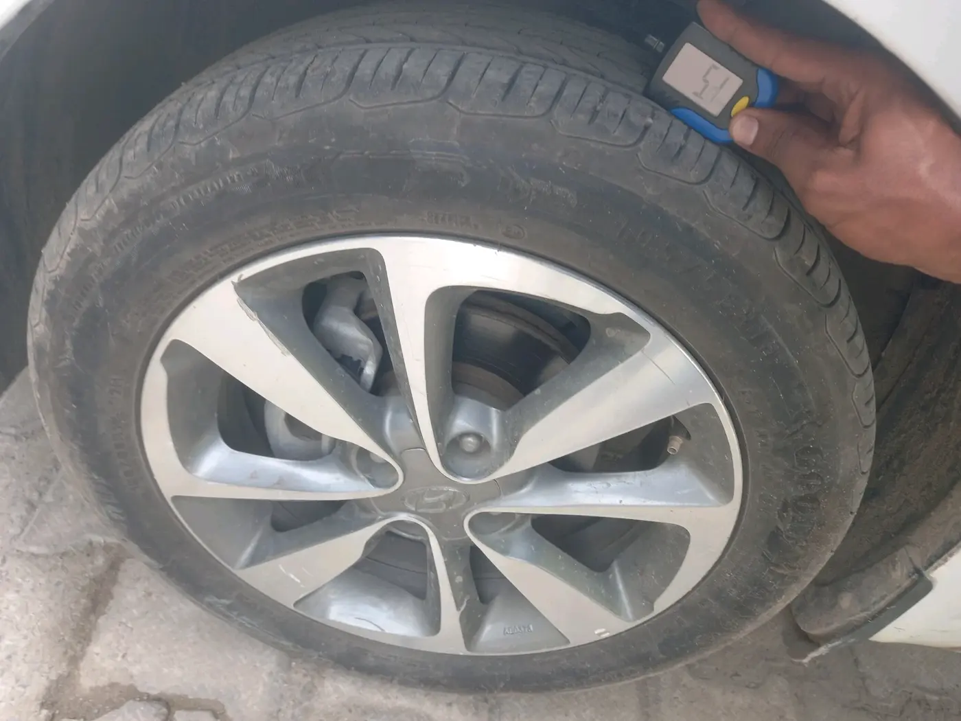 2015 Hyundai Elite i20 ASTA 1.2, Petrol, Manual, 68,811 km, tyre