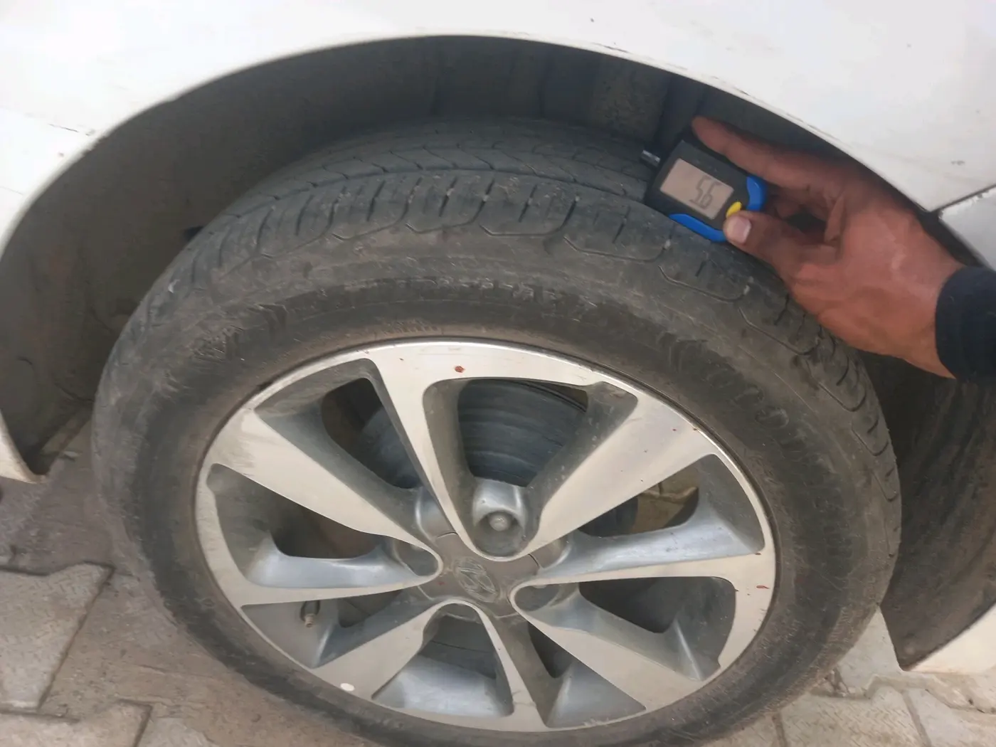 2015 Hyundai Elite i20 ASTA 1.2, Petrol, Manual, 68,811 km, tyre