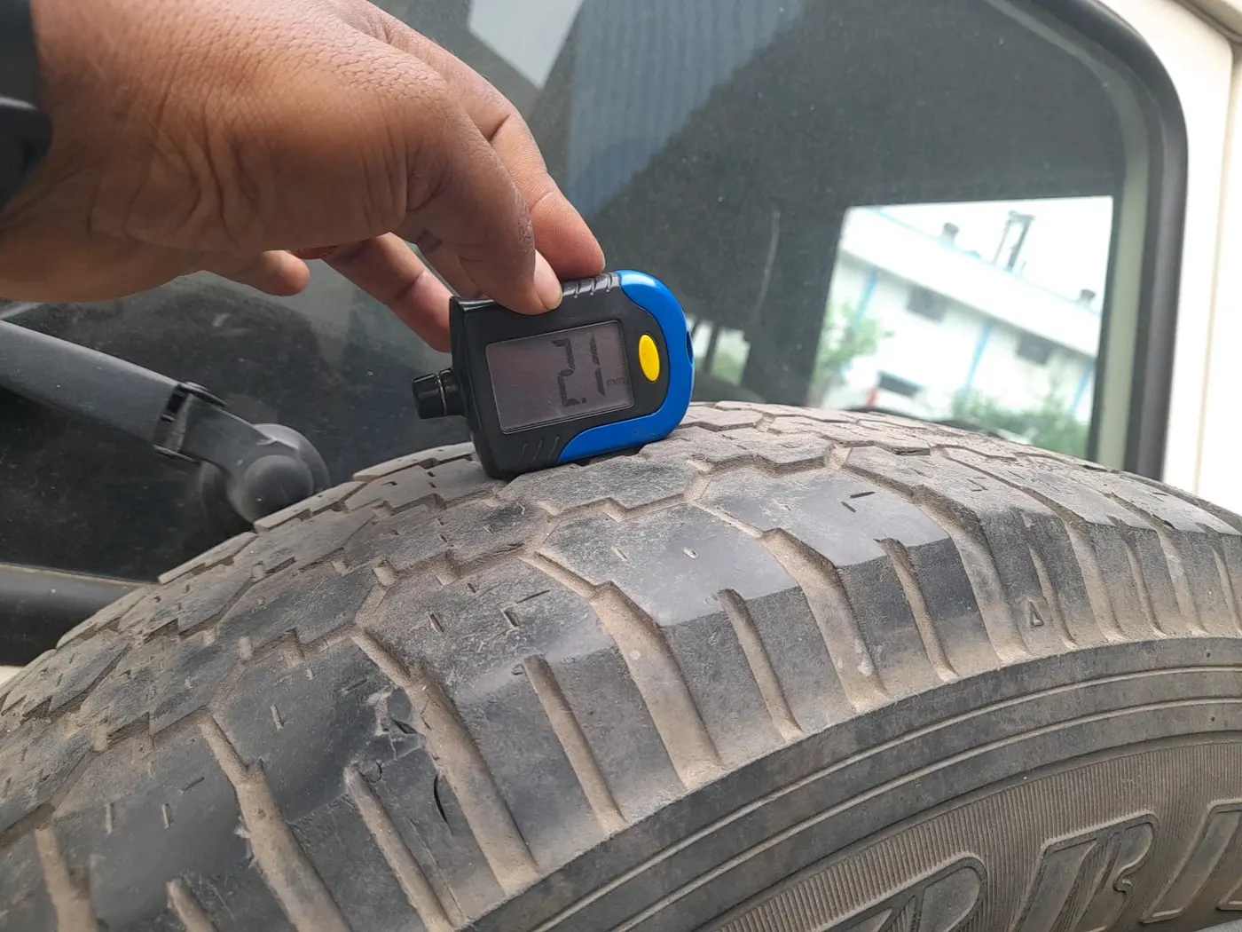 2021 Mahindra Bolero B6 (O), Diesel, Manual, 97,020 km, tyre