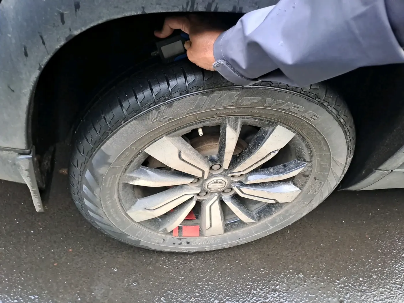 2020 MG HECTOR SHARP 1.5 DCT PETROL, Petrol, Automatic, 98,841 km, tyre