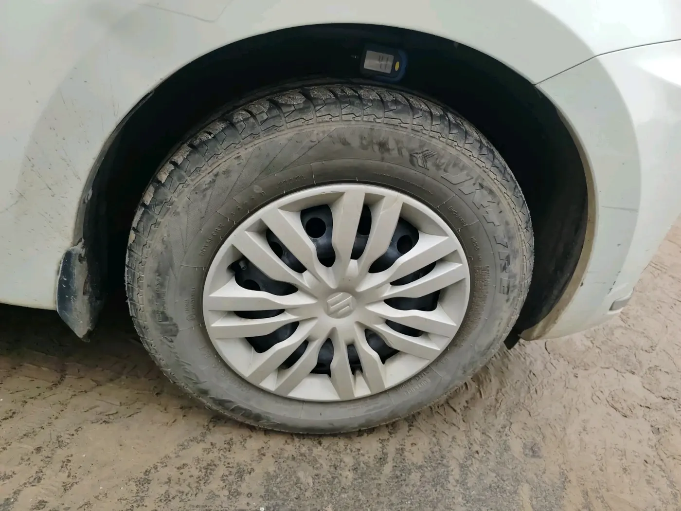 2019 Maruti Dzire VXI, Petrol, Manual, 88,321 km, tyre