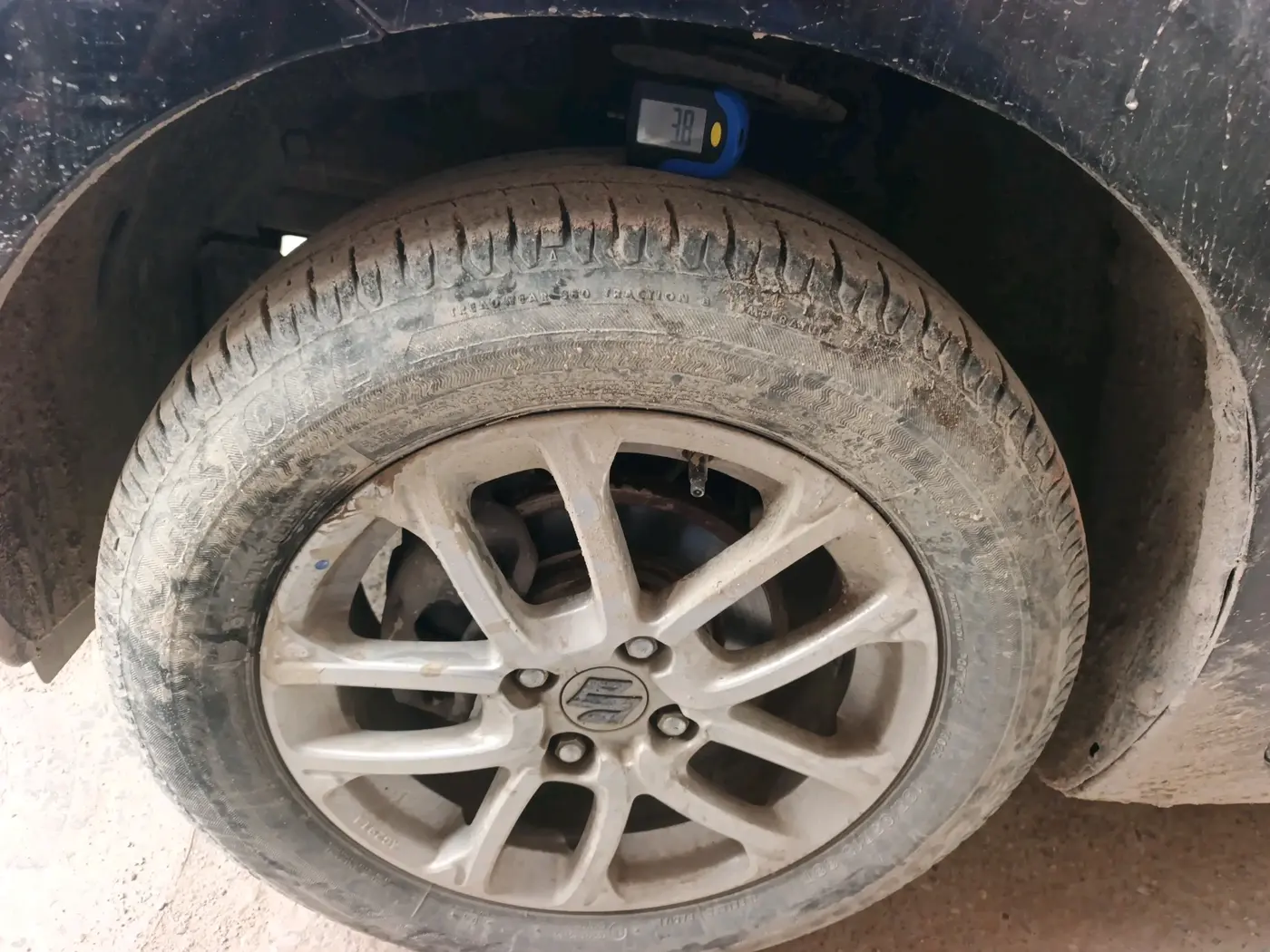 2023 Maruti Swift ZXI, Petrol, Manual, 49,855 km, tyre