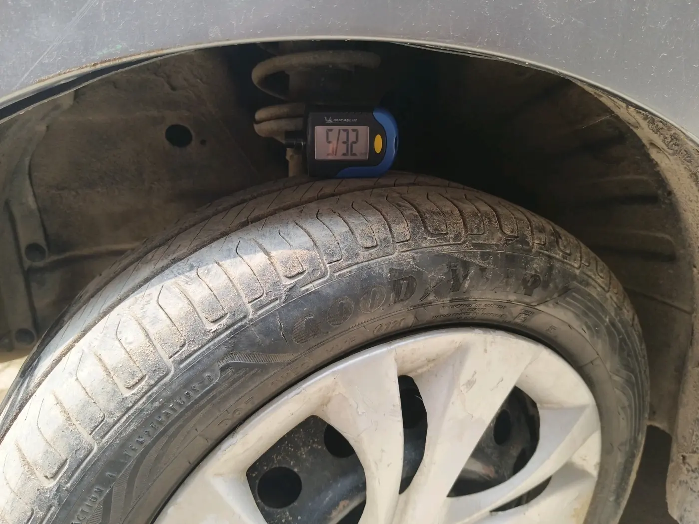 2014 Maruti Wagon R 1.0 VXI, Petrol, Manual, 35,039 km, tyre
