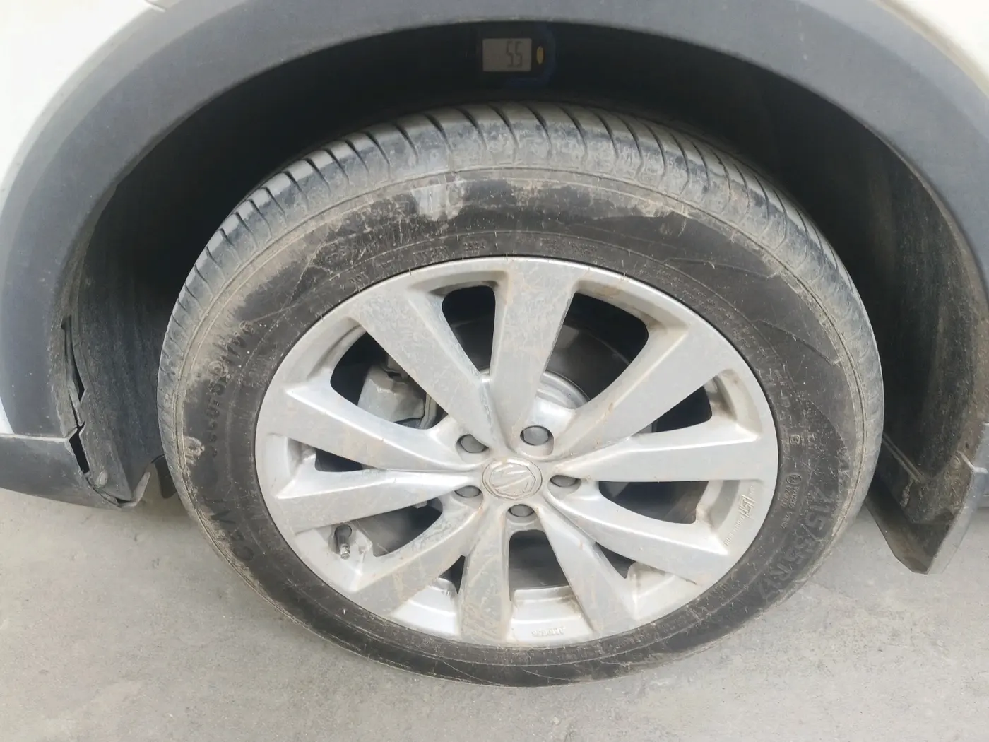 2024 MG ASTOR Select 1.5 CVT (Ivory), Petrol, Automatic, 4,939 km, tyre