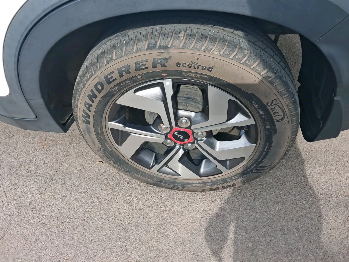2022 KIA SONET GTX PLUS 1.5, Diesel, Manual, 6,153 km, tyre
