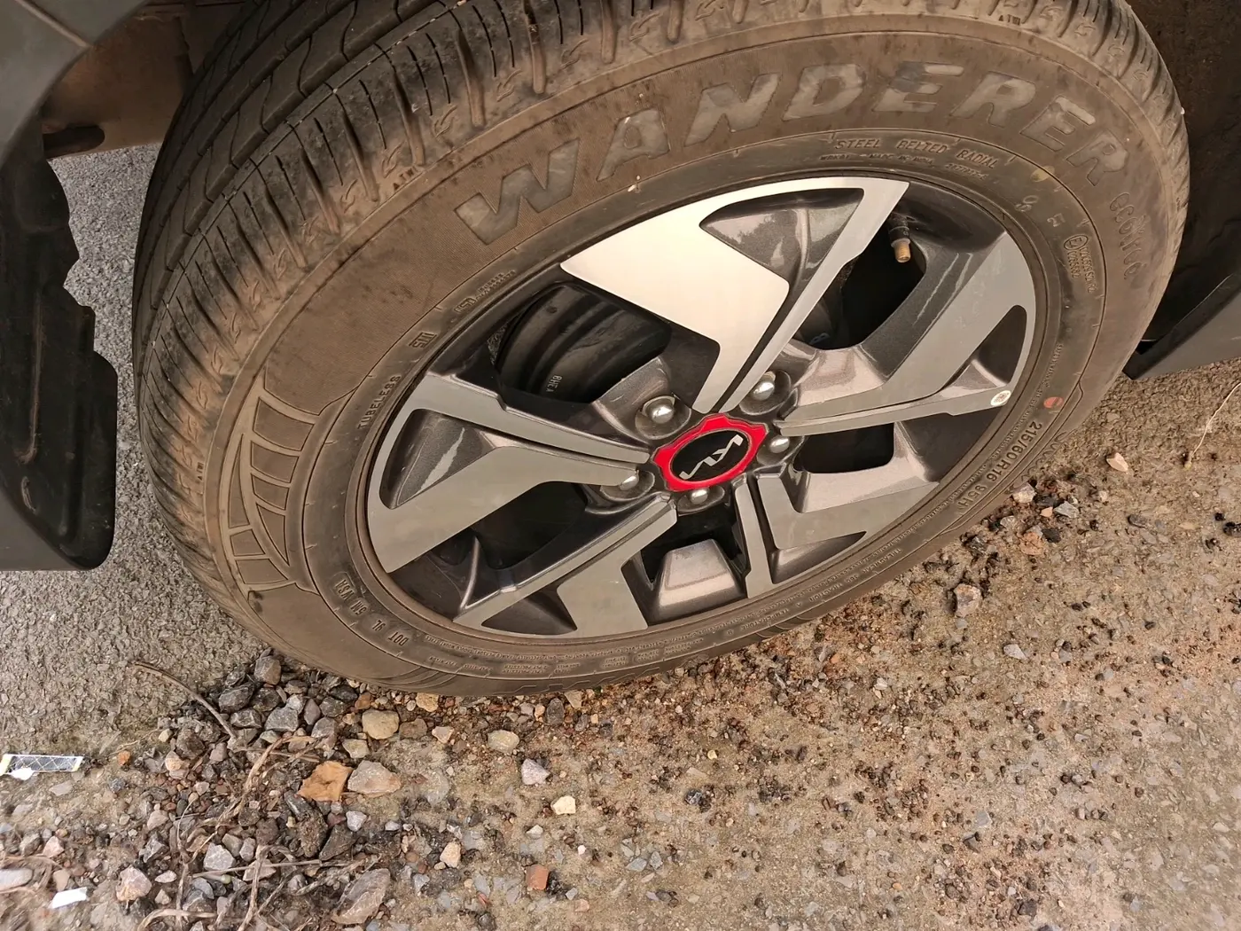 2022 KIA SONET GTX PLUS 1.5, Diesel, Manual, 6,153 km, tyre