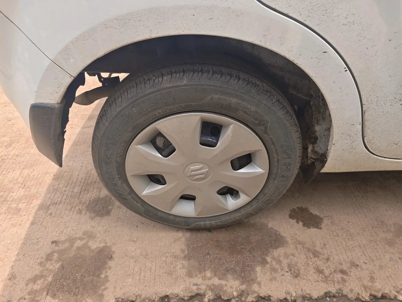2024 Maruti New Wagon-R VXI 1.0, Petrol, Manual, 22,089 km, tyre