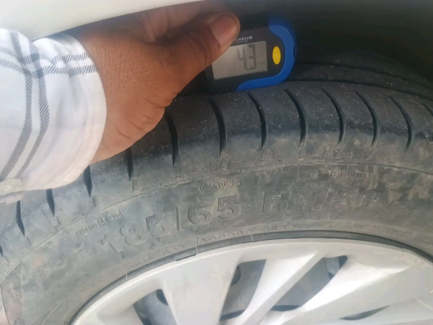 2020 Maruti Ertiga VXI CNG, CNG, Manual, 98,783 km, tyre