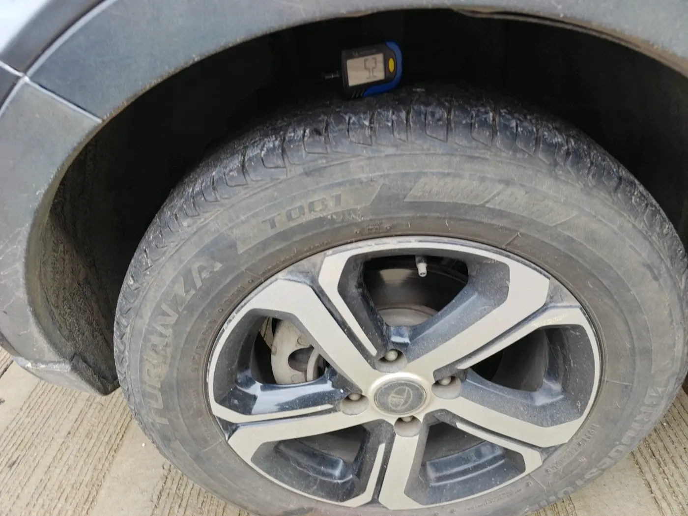 2022 Tata NEXON XZ PLUS PETROL, Petrol, Manual, 79,666 km, tyre