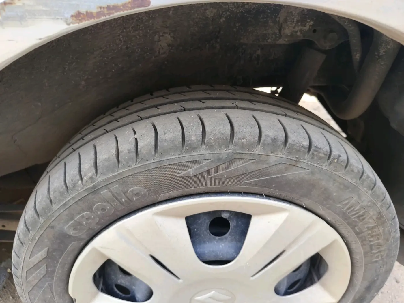 2012 Maruti Wagon R 1.0 VXI, Petrol, Manual, 52,301 km, tyre
