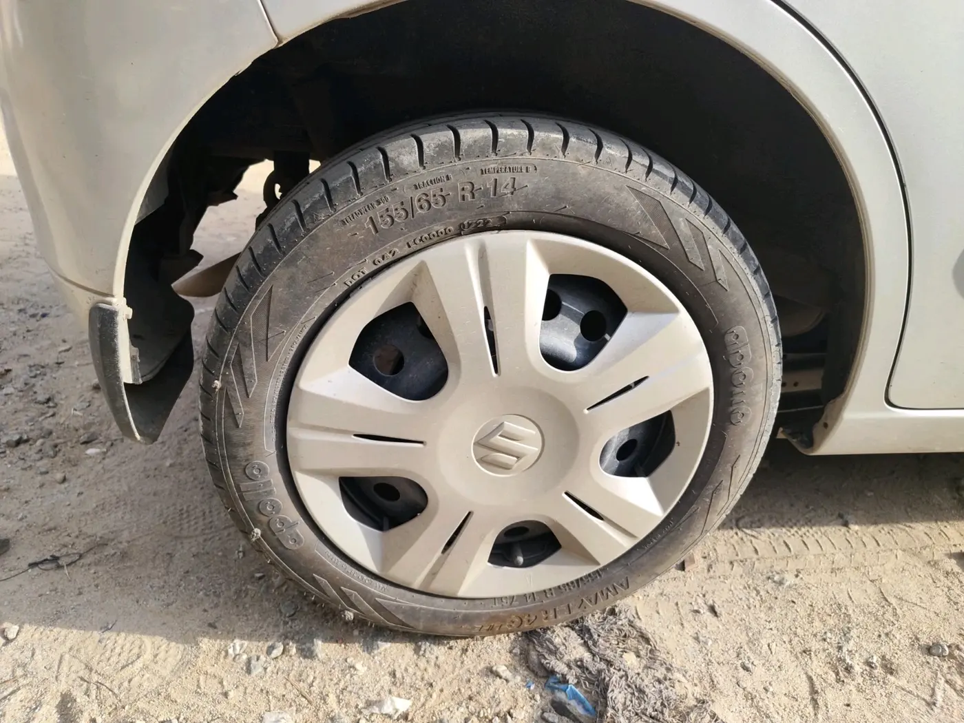 2012 Maruti Wagon R 1.0 VXI, Petrol, Manual, 52,301 km, tyre