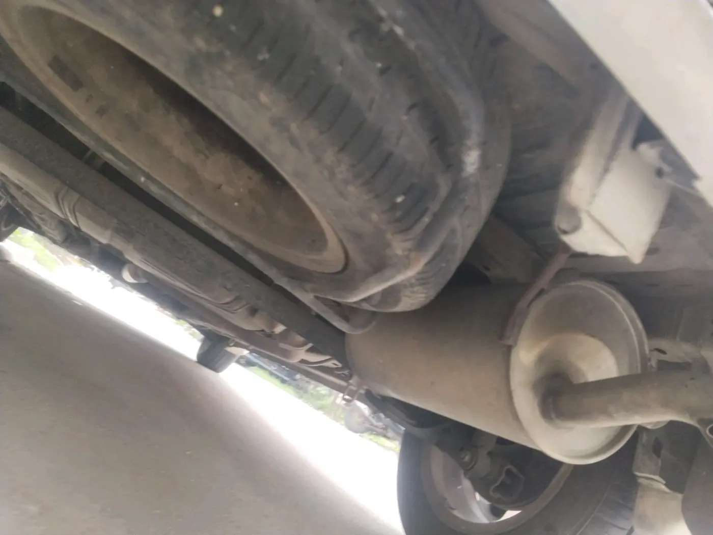 2013 Maruti Ertiga ZXI, Petrol, Manual, 84,681 km, tyre