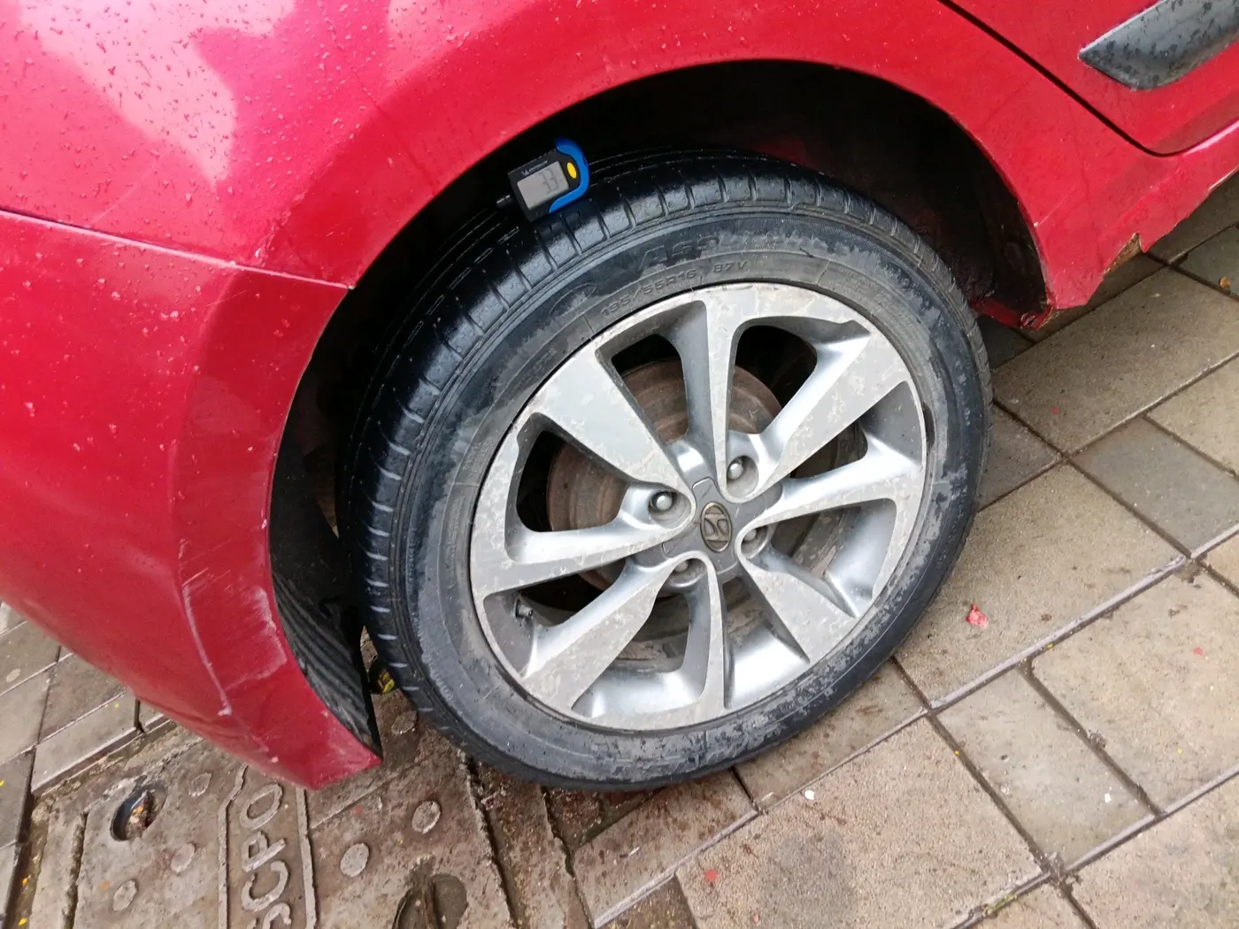 2015 Hyundai Elite i20 ASTA 1.2, Petrol, Manual, 91,603 km, tyre