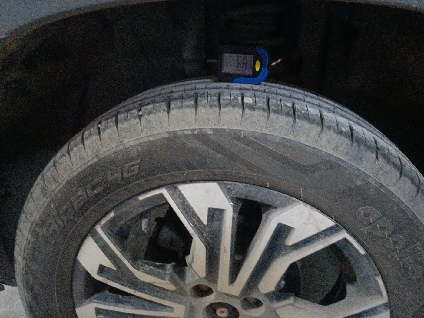 2022 Renault Kiger RXZ MT, Petrol, Manual, 47,003 km, tyre