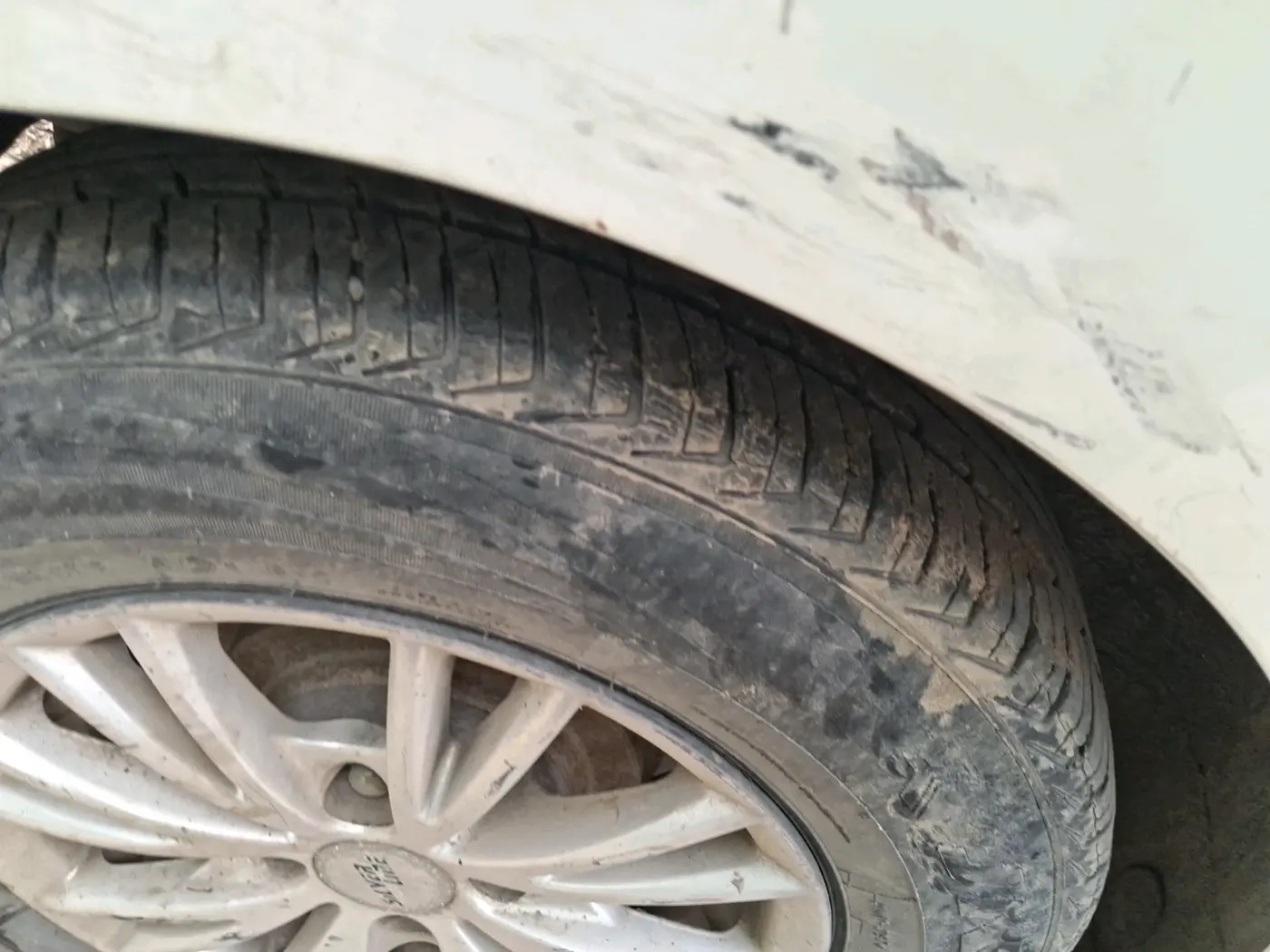 2012 Hyundai i10 ERA 1.1, CNG, Manual, 51,506 km, tyre