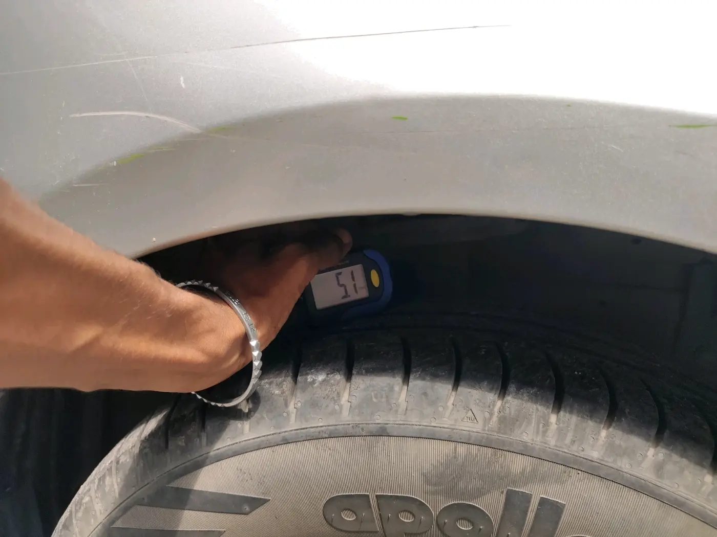 2012 Maruti Swift Dzire VXI, Petrol, Manual, 1,62,191 km, tyre
