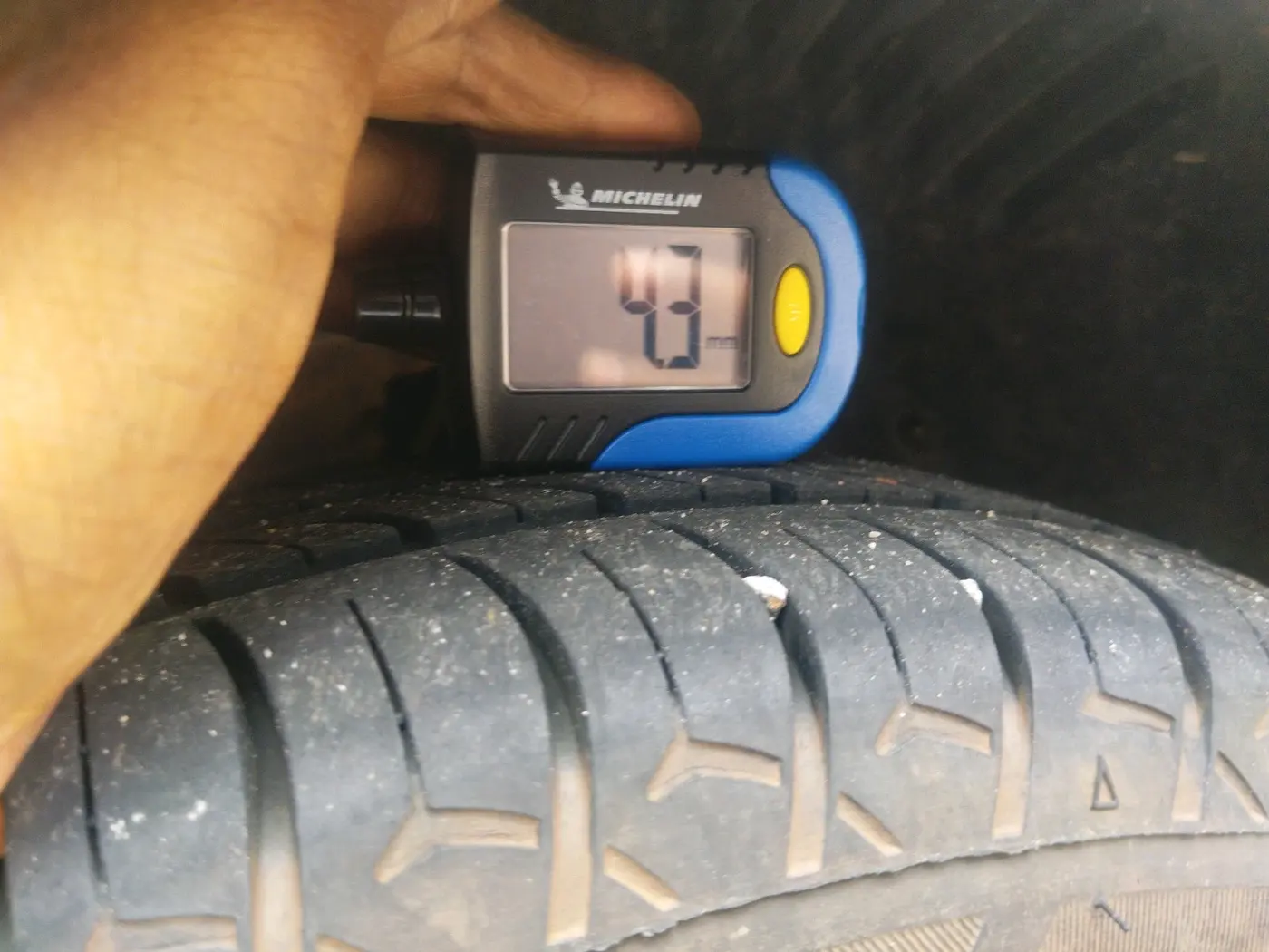 2017 Tata Nano TWIST XTA, Petrol, Automatic, 44,928 km, tyre