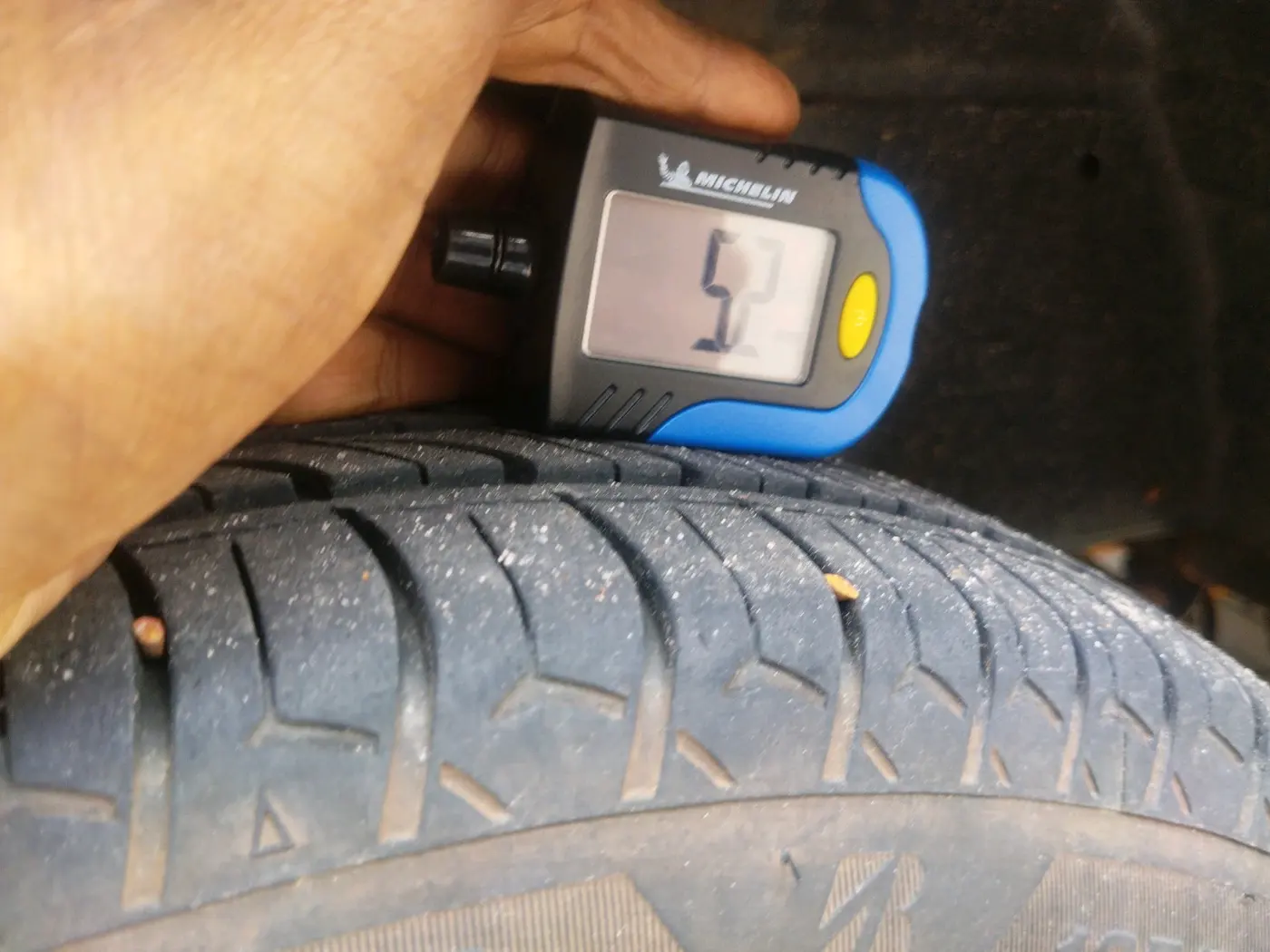 2017 Tata Nano TWIST XTA, Petrol, Automatic, 44,928 km, tyre