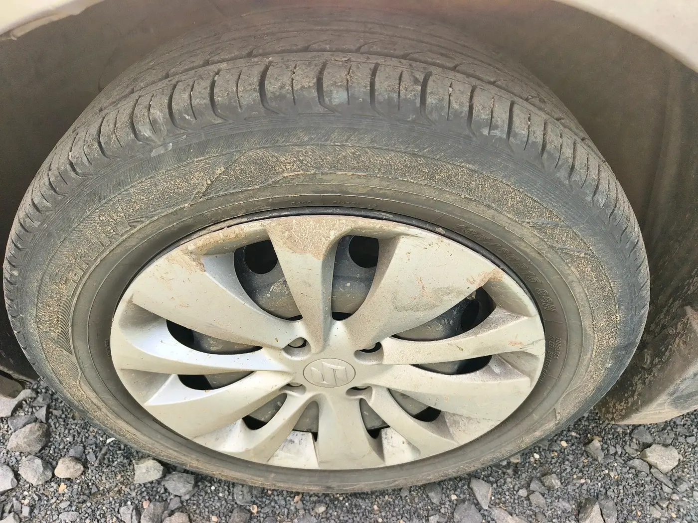 2017 Maruti Baleno DELTA PETROL 1.2, Petrol, Manual, 82,334 km, tyre