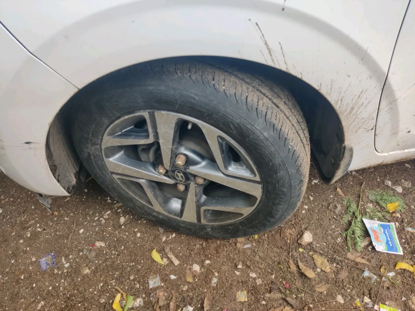 2024 Hyundai AURA SX 1.2 CNG, CNG, Manual, 62,380 km, tyre