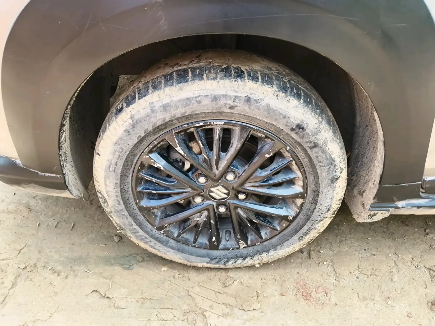 2020 Maruti XL6 ZETA MT, Petrol, Manual, 1,03,373 km, tyre