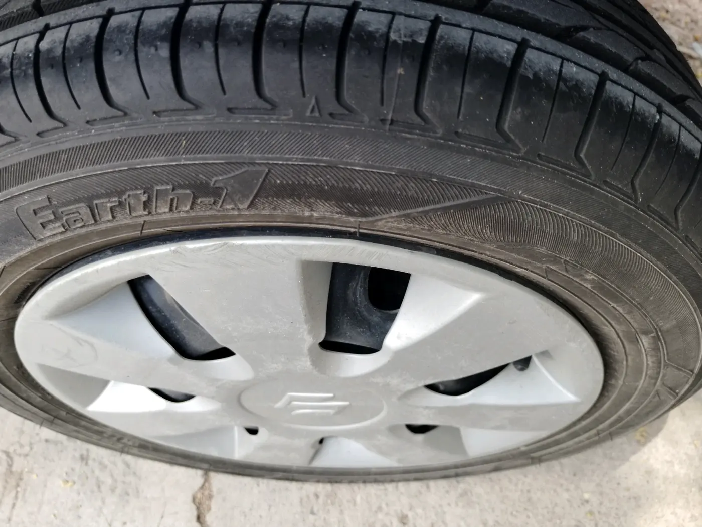 2018 Maruti Alto K10 VXI (O), Petrol, Manual, 36,973 km, tyre