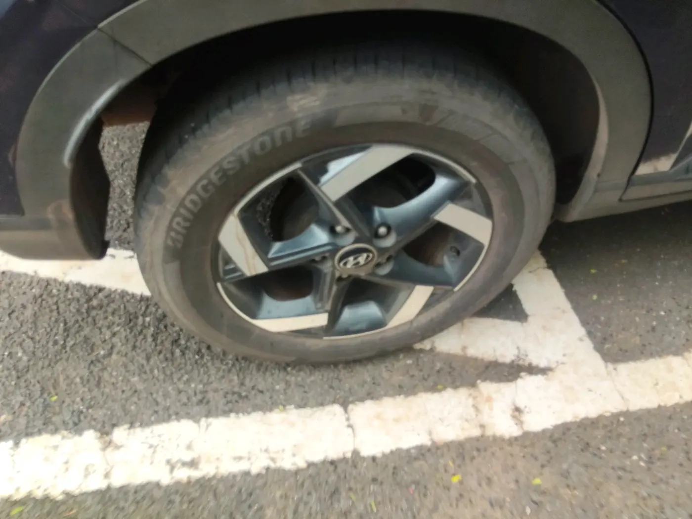 2019 Hyundai VENUE SX PLUS 1.0 TURBO DCT, Petrol, Automatic, 79,750 km, tyre