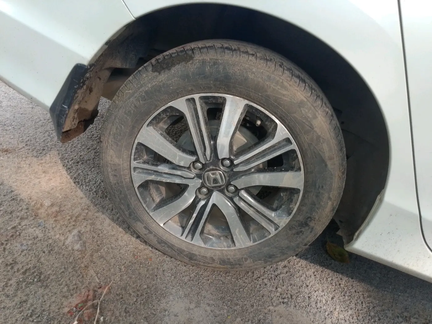 2019 Honda City 1.5L I-VTEC V MT, Petrol, Manual, 77,382 km, tyre