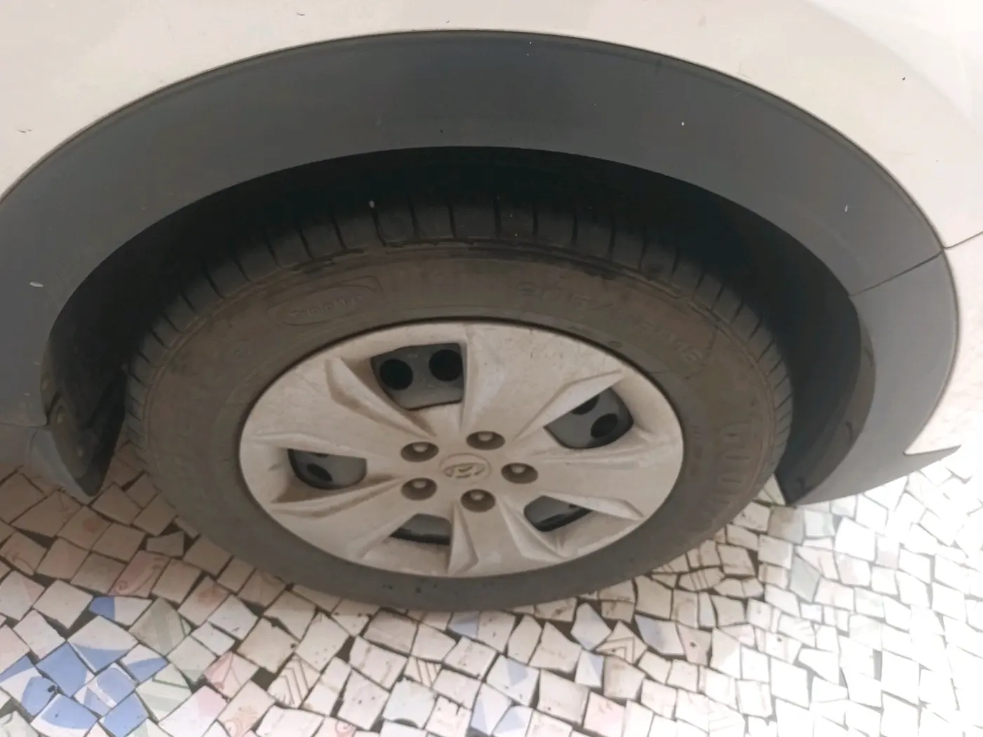 2019 Hyundai Creta E PLUS 1.4 DIESEL, Diesel, Manual, 1,08,817 km, tyre