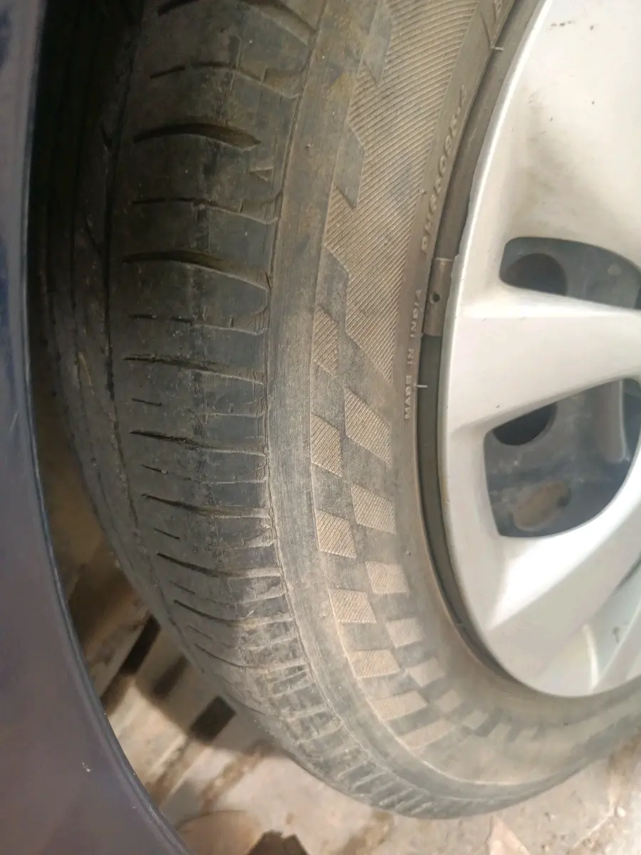 2018 Maruti Wagon R 1.0 VXI AMT, Petrol, Automatic, 80,867 km, tyre