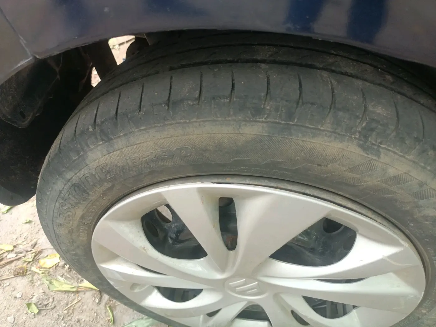 2018 Maruti Wagon R 1.0 VXI AMT, Petrol, Automatic, 80,867 km, tyre