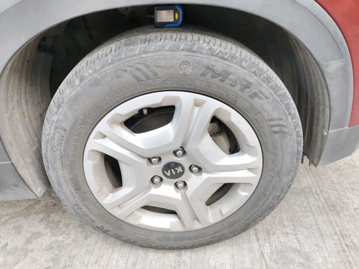2020 KIA SONET HTX 1.5, Diesel, Manual, 76,220 km, tyre