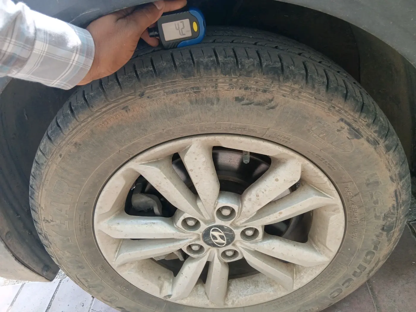 2015 Hyundai Creta SX PLUS 1.6 PETROL, Petrol, Manual, 25,341 km, tyre