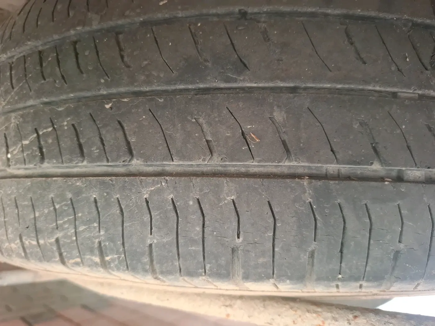 2017 Maruti Ertiga VDI SHVS, Diesel, Manual, 2,32,304 km, tyre