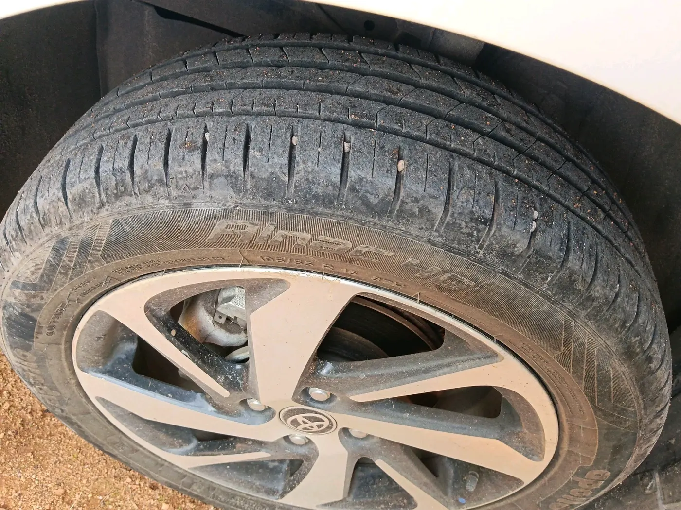 2024 Toyota Glanza G AMT, Petrol, Automatic, 13,220 km, tyre