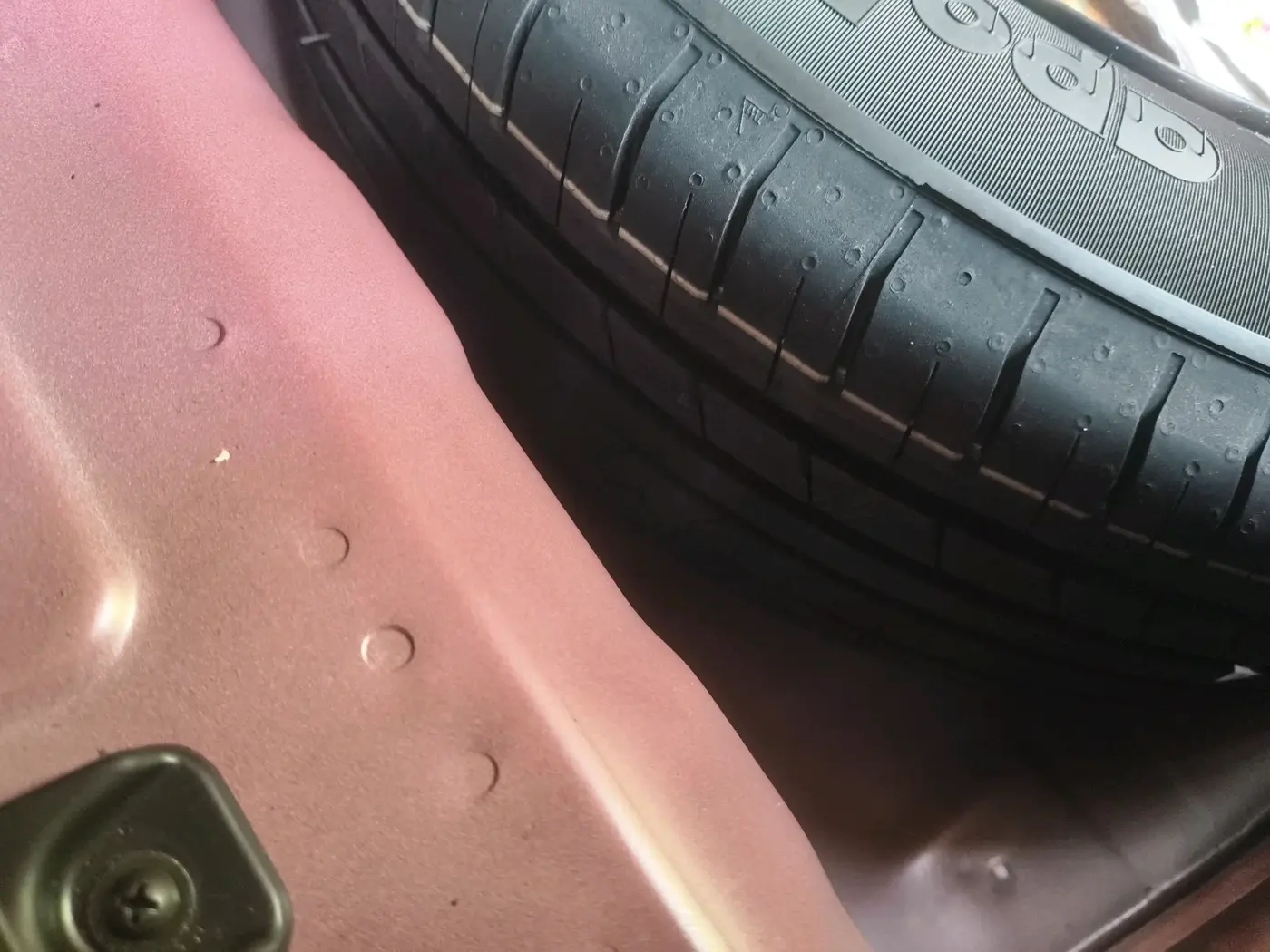 2023 Hyundai VENUE S 1.2, Petrol, Manual, 11,471 km, tyre